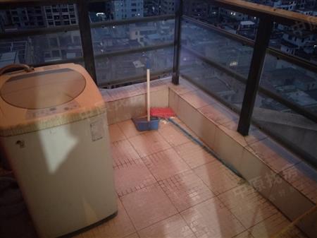 志健时代广场-阳台