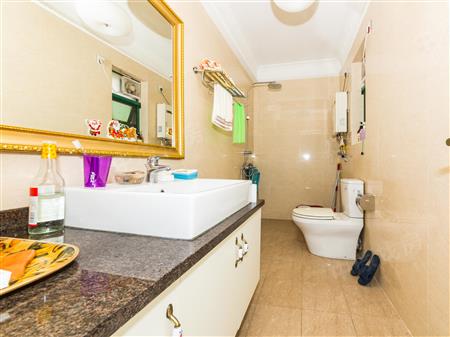 梅林一村-卫生间