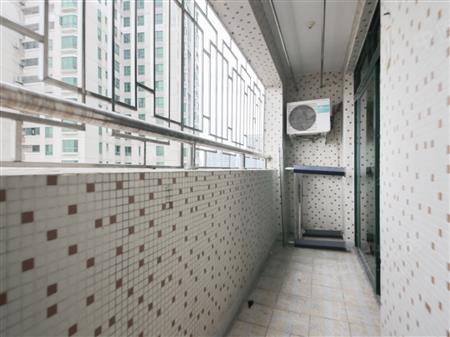 新港鸿花园-阳台
