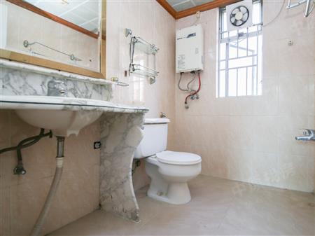 百仕达花园一期-卫生间