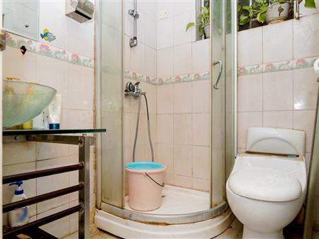 都市花园-卫生间