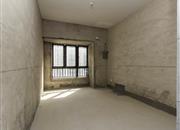 金地龙城中央-次卧