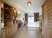 中海半山溪谷花园-主卧