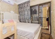 英郡年华花园（一期）-主卧