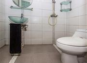 英郡年华花园（一期）-卫生间