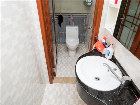 深港一号-卫生间