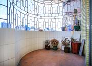 文汇农贸市场综合楼-阳台