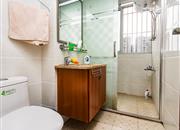 兴华花园-卫生间