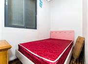 布吉中心花园-次卧