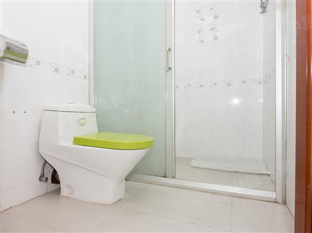 华府假日大厦-卫生间