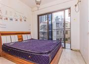 英郡年华花园（二期）-主卧