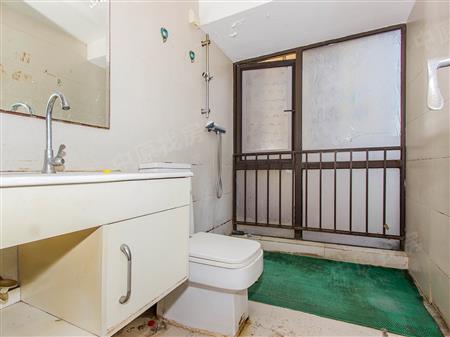 英郡年华花园（二期）-卫生间