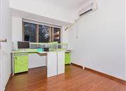 英郡年华花园（二期）-次卧