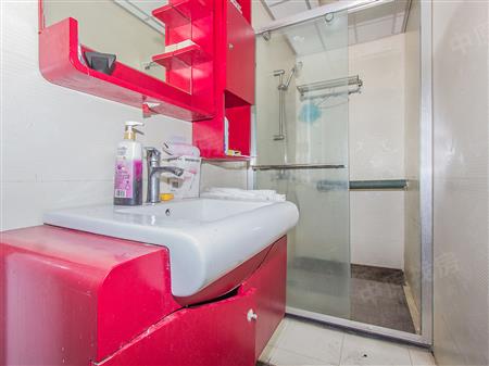 英郡年华花园（二期）-卫生间