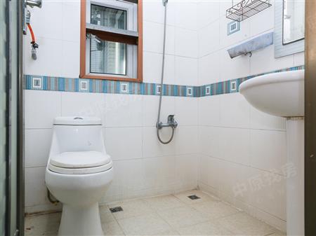 皇庭世纪花园-卫生间