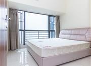 南园枫叶广场-主卧