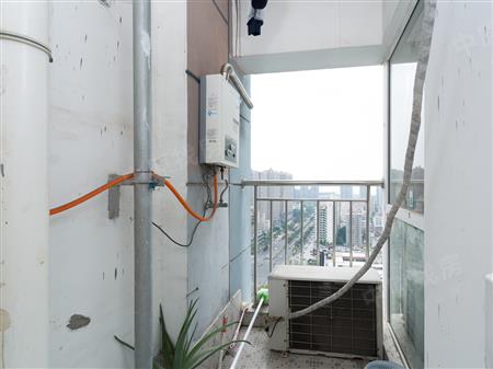 白金假日公寓-阳台