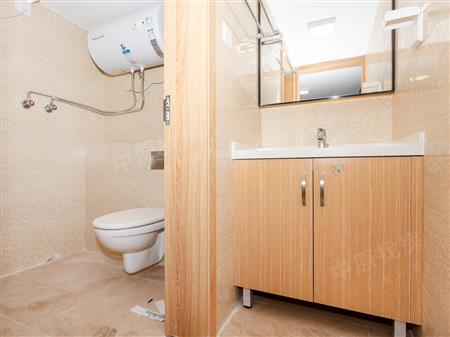 荣德国际-卫生间