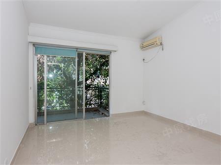 碧涛苑别墅-次卧