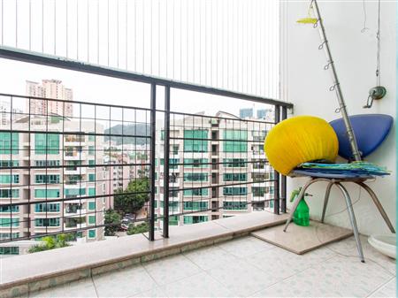 新港鸿花园-阳台