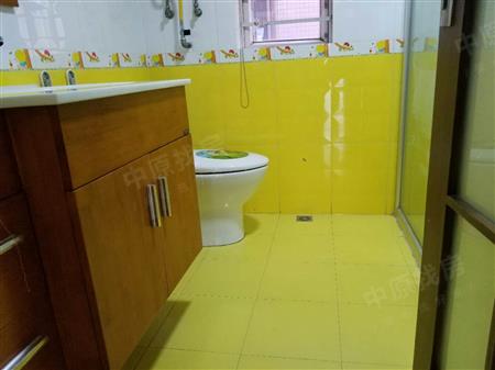 名家富居-卫生间