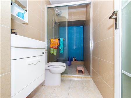 尚峰花园-卫生间