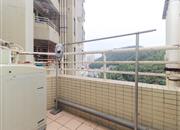 君逸华府-阳台
