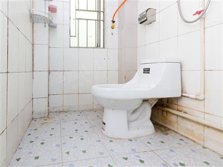 华昱花园-卫生间