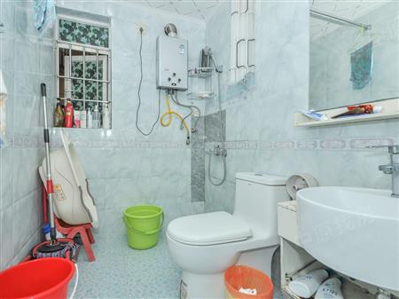 黄金大厦-卫生间