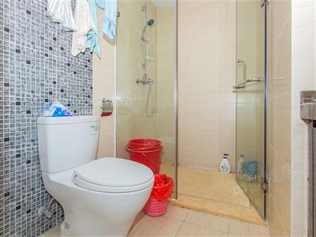 英郡年华花园（三期）-卫生间