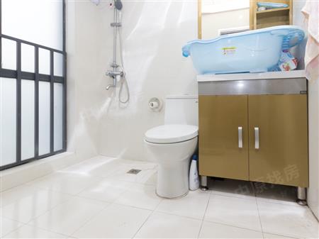 和谐家园-卫生间