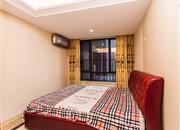 天峦湖花园-次卧