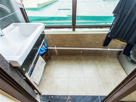 天峦湖花园-阳台