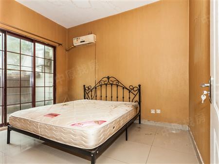 十二橡树庄园(二期)-次卧