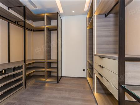 万科瑧山府-其他