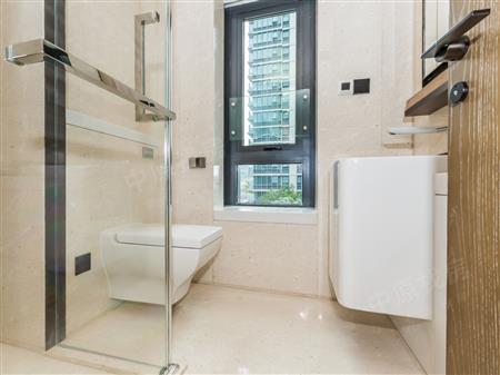 万科瑧山府-卫生间