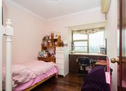 华尔登府邸-次卧