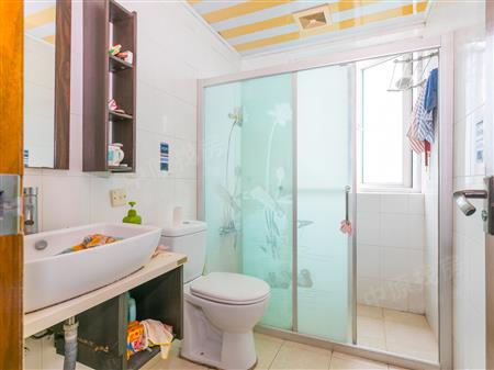 阳光棕榈园（三期）-卫生间