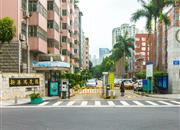 新港鸿花园-大门