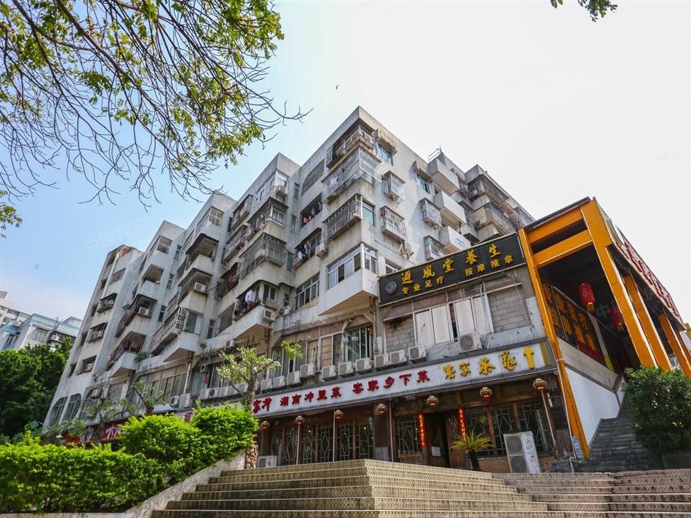 新洲市场公寓楼