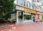 新洲市场公寓楼-大门