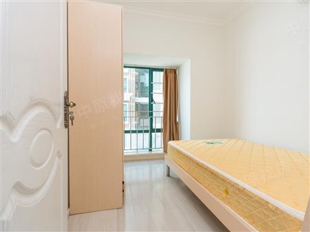 金港华庭-次卧