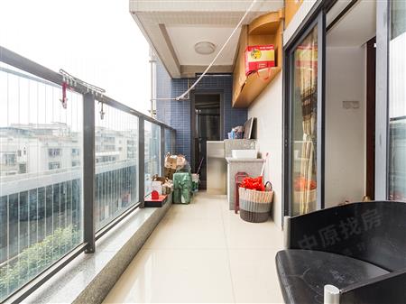 合正汇一城-阳台