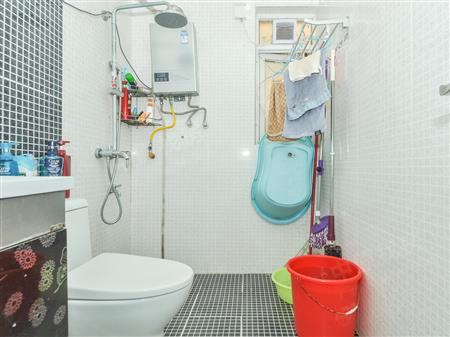 黄金大厦-卫生间