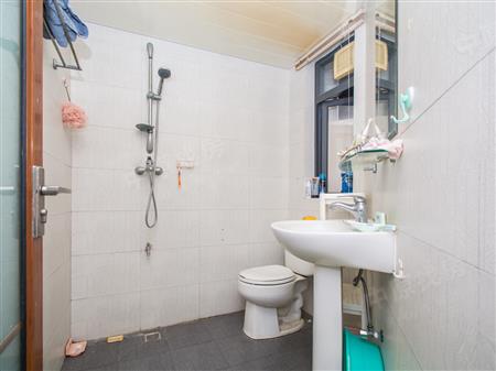 高发城驰苑-卫生间