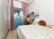 美杜兰华庭-次卧