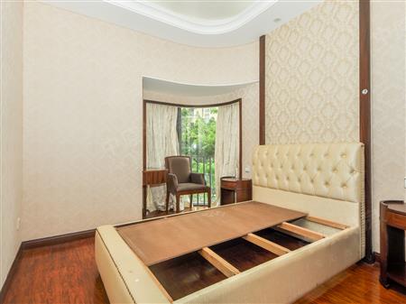 勤诚达22世纪(和园)-次卧