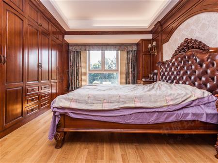 纯海岸雅居-主卧