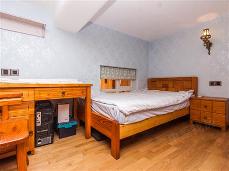 纯海岸雅居-次卧