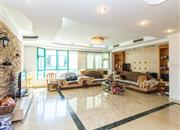 新港鸿花园-客厅